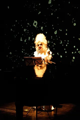PARALLEL UNIVERSE — Foto 3