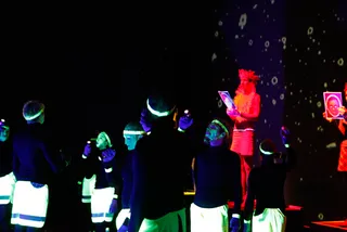 PARALLEL UNIVERSE — Foto 35